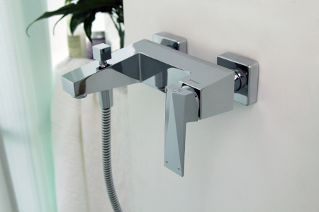  Bravat Iceberg F676110C-B-RUS    