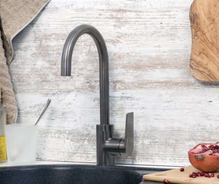  Wasserkraft Wiese 8407   