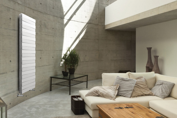   Royal Thermo Piano Forte Tower bianco traffico 22 , 