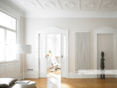 Радиатор стальной вертикальный Zehnder Charleston Completto 2180/06 V001 RAL 9016 2-х трубчатый, подключение нижнее 1/2 Радиатор стальной вертикальный Zehnder Charleston Completto 2180/06 V001 RAL 9016 2-х трубчатый, подключение нижнее 1/2
