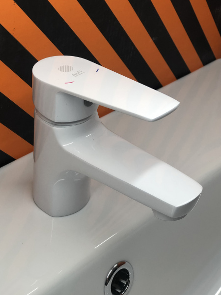  Orange Loop M26-021W  