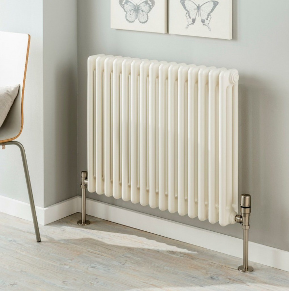  Zehnder Charleston CH 3057/10 1270  RAL 9016