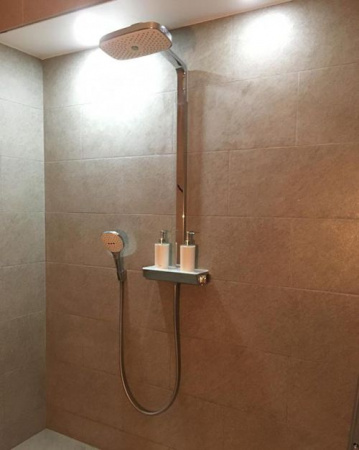 ������� ������ Hansgrohe Raindance Select E 300 2jet 27128400 Showerpipe