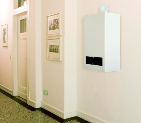   Buderus Logamax U052-24K (24 )