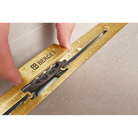 Душевой лоток Berges  SIMPEL 1000 нержавеющая сталь , решетка золото глянец 092013 Душевой лоток Berges  SIMPEL 1000 нержавеющая сталь , решетка золото глянец 092013