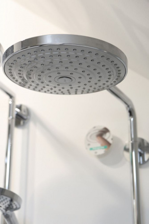 ������� ������ Hansgrohe Raindance Select S 240 2jet 27129400 Showerpipe