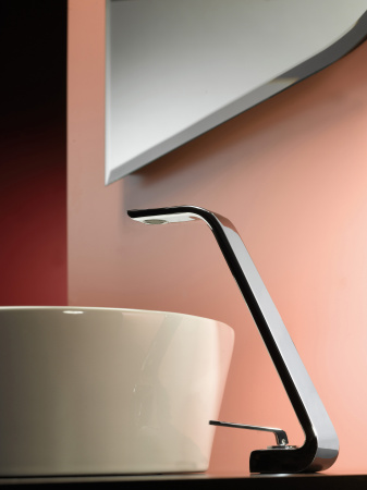  Webert Wolo WO830402564 ,  