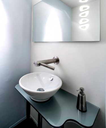  Dyson Airblade Wash+Dry WD 06   , ,    